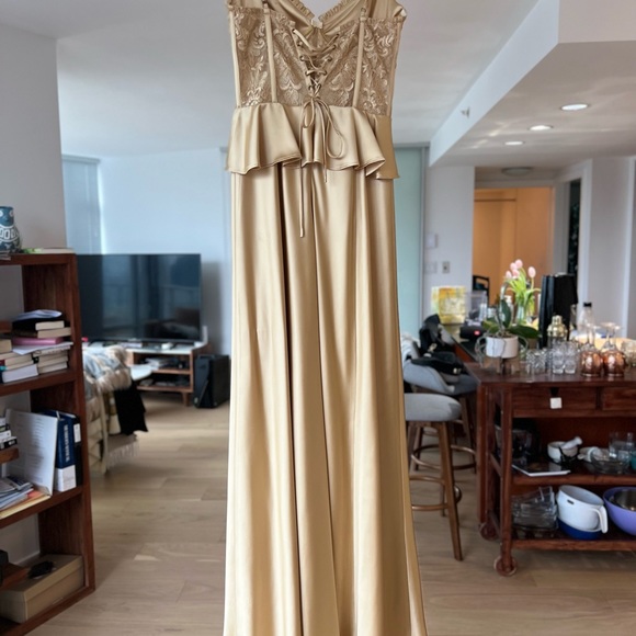 V. Chapman Dianthus Dress in Warm Sand - Picture 7 of 16